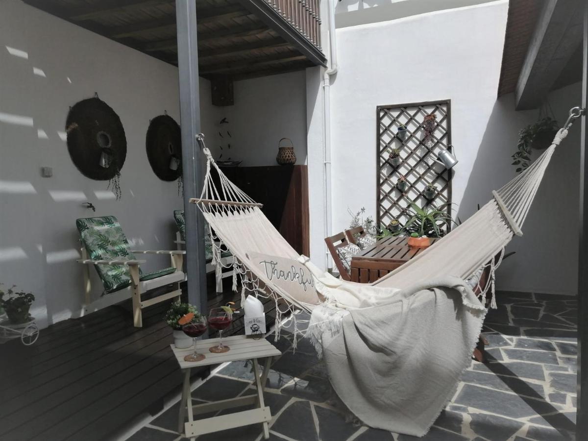 Courtyard House - Sun, Barbecue, Beach Sesimbra Bagian luar foto