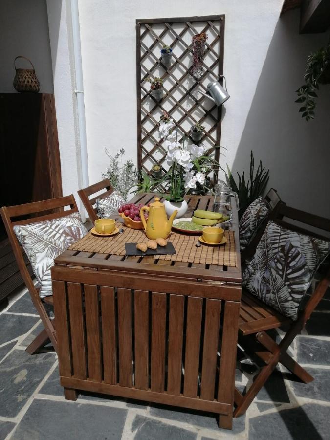 Courtyard House - Sun, Barbecue, Beach Sesimbra Bagian luar foto